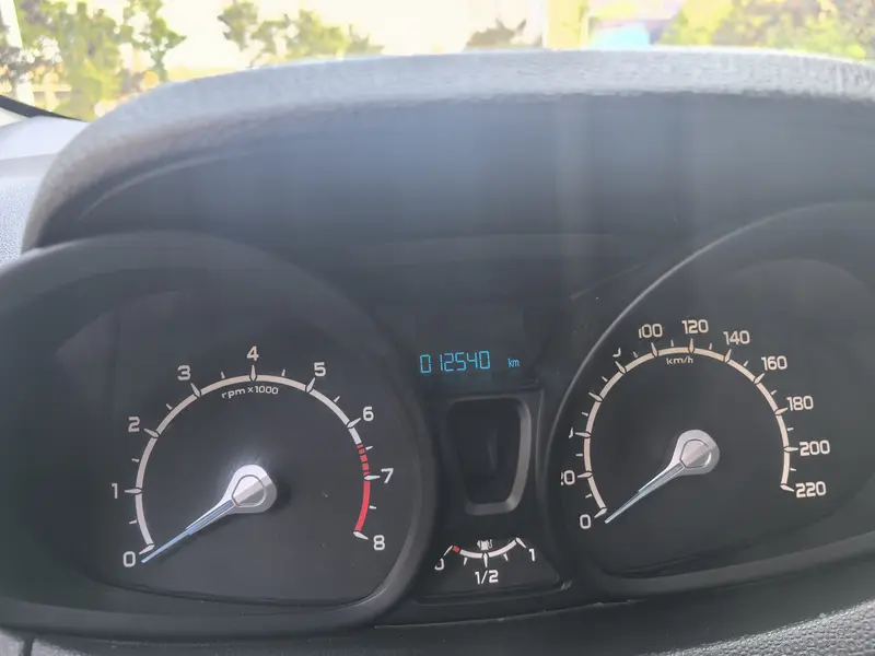 Ford EcoSport — фото 10