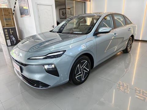 Roewe D6