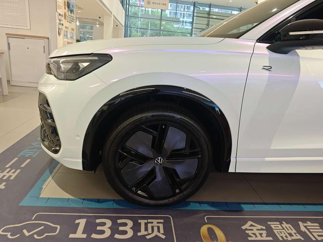 Volkswagen Tiguan L 2024 Белый из Китая