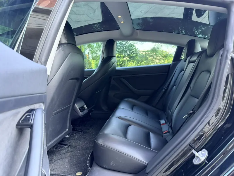 Tesla Model 3 RWD — фото 11