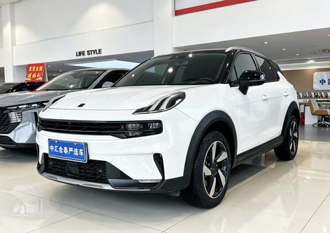 Lynk & Co 06