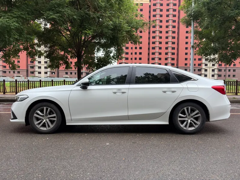 Honda Civic — фото 3