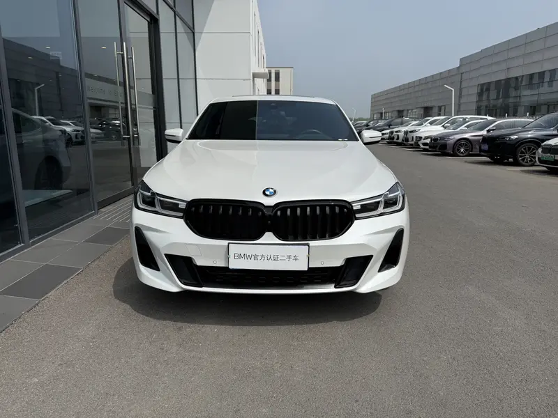 BMW 6 Xi Gt — фото 2