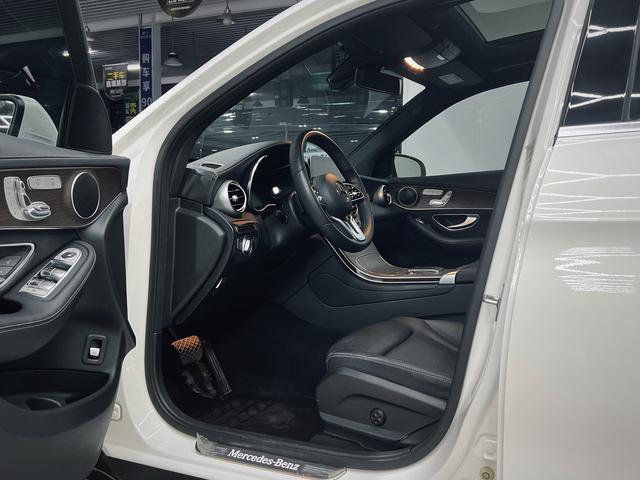 Mercedes-Benz GLC 2023 Белый из Китая