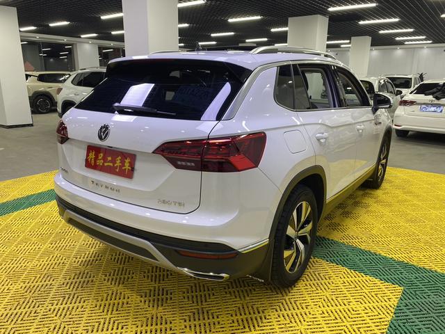Volkswagen Tanyue 2022 Белый из Китая