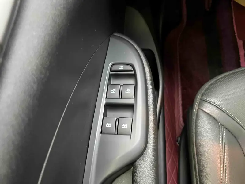 Buick Excelle — фото 14