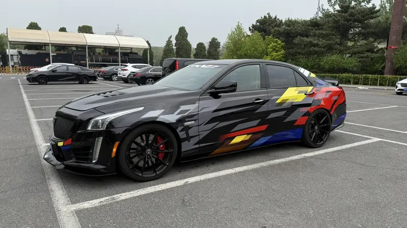 Cadillac CTS — фото 1
