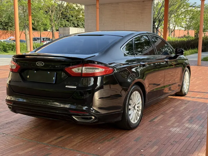Ford Mondeo — фото 6