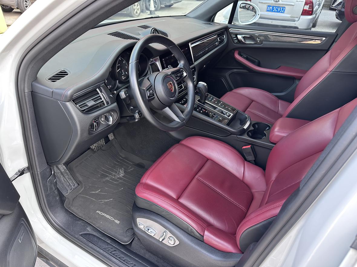 Porsche Macan: фотография 6 из 15