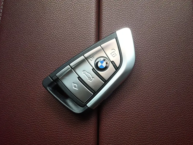 BMW 5 Series — фото 13