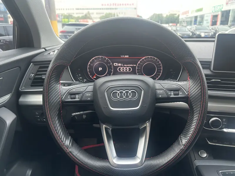 Audi Q5L рестайлинг 40 TFSI стиль — фото 9