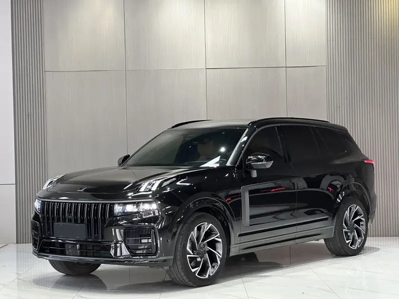 Lynk&Co 09