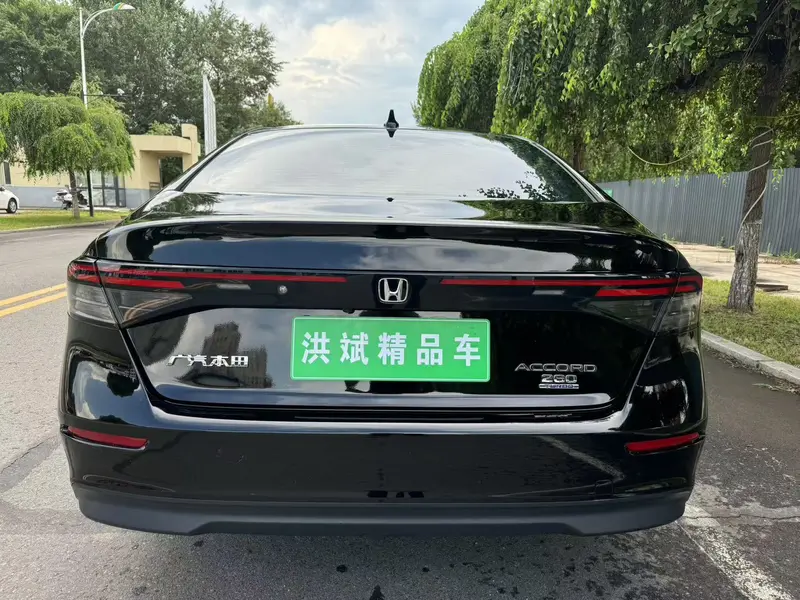 Honda Accord — фото 5