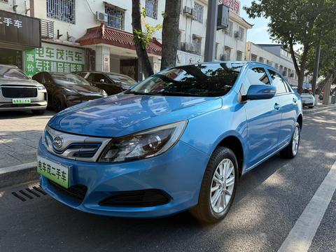 BYD e5
