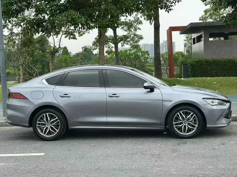 BYD Qin Plus — фото 6