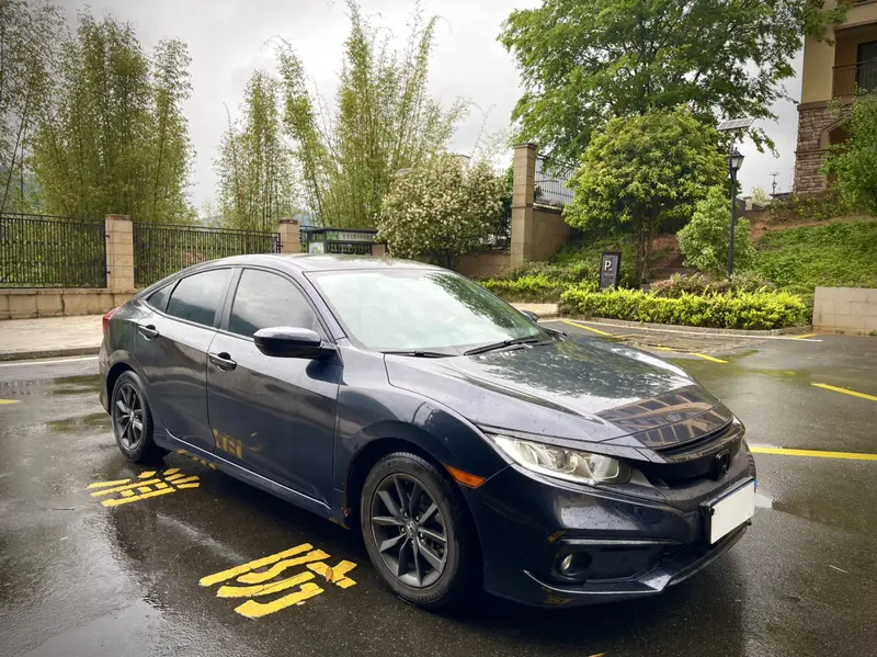 Honda Civic — фото 3