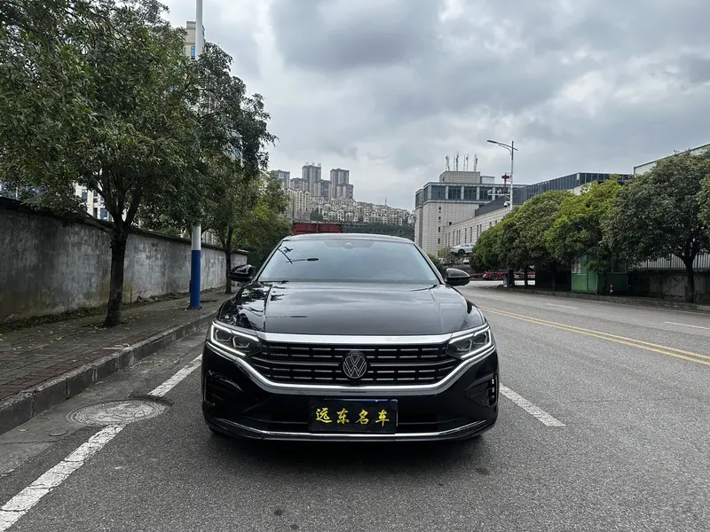 Volkswagen Passat — фото 2