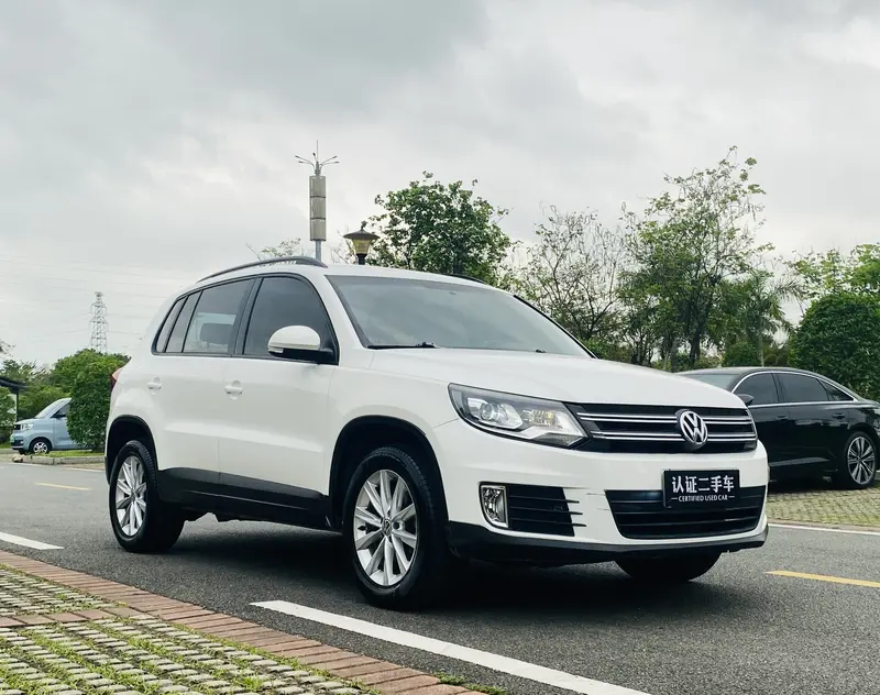 Volkswagen Tiguan 280TSI автомат моноприводный — фото 3