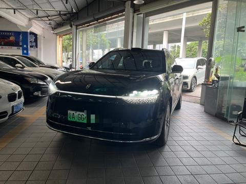 2024 AITO 问界 M9