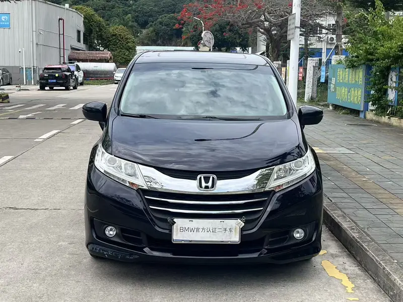 Honda Odyssey — фото 2