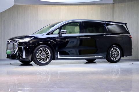 VOYAH Dreamer PHEV