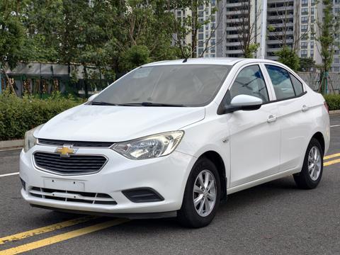 Chevrolet Sail 2015 3 1.3L MT