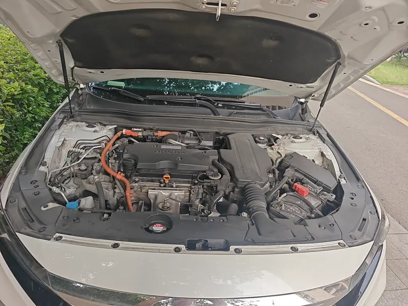 Honda Accord — фото 19