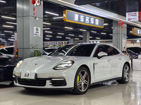 Porsche Panamera E-Hybrid