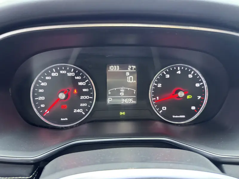 Roewe RX8 — фото 15