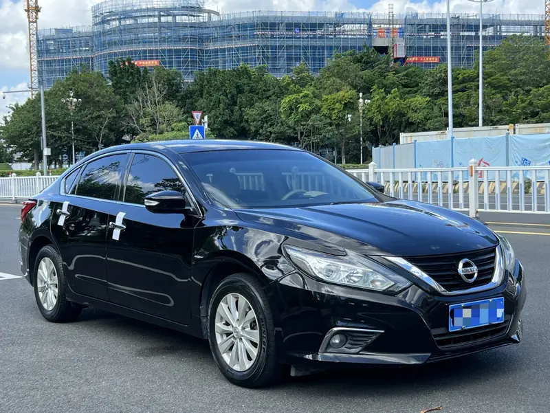 Nissan Teana — фото 3