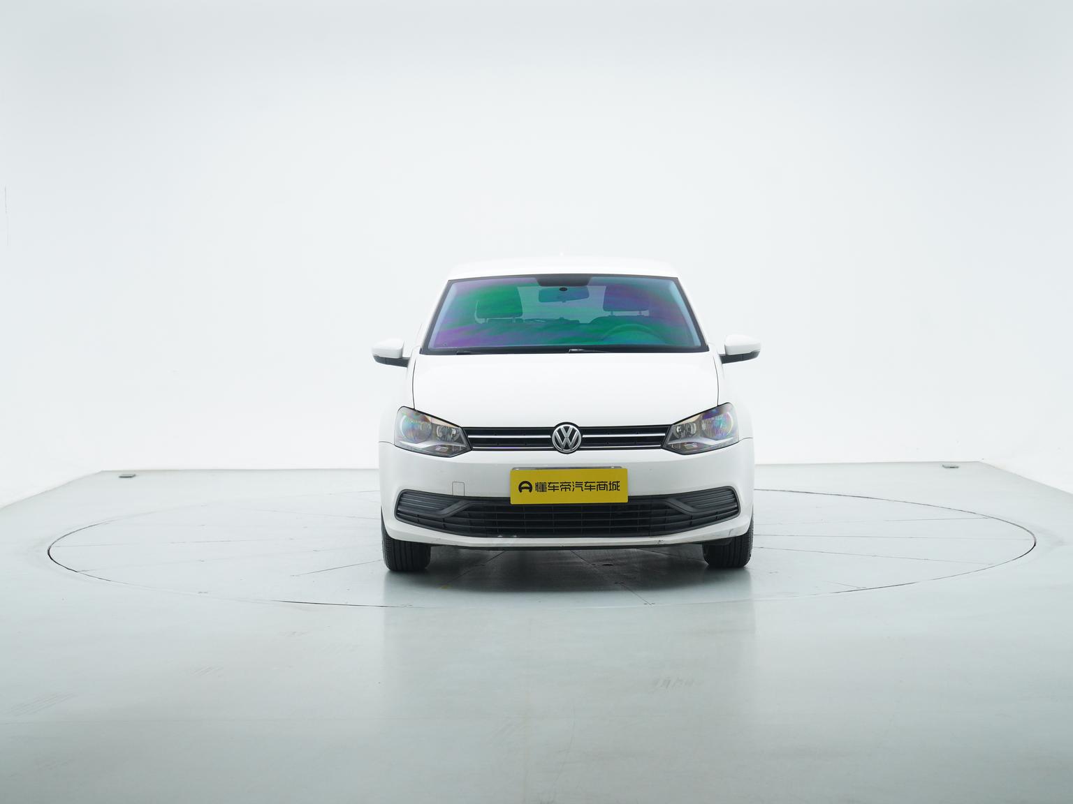 Volkswagen Polo 2016 1.4L MT