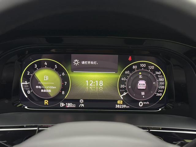 Volkswagen Tourang 2023 Черный из Китая
