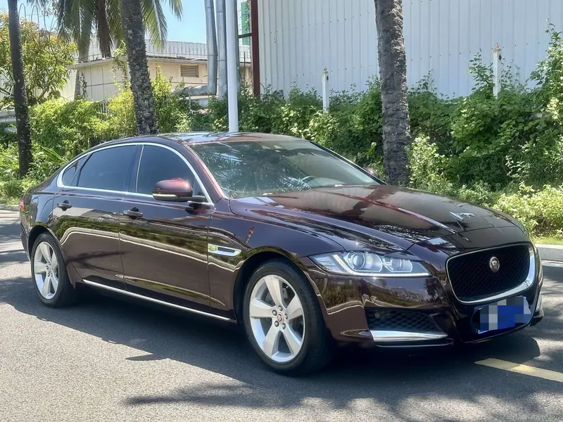 Jaguar XFL — фото 3