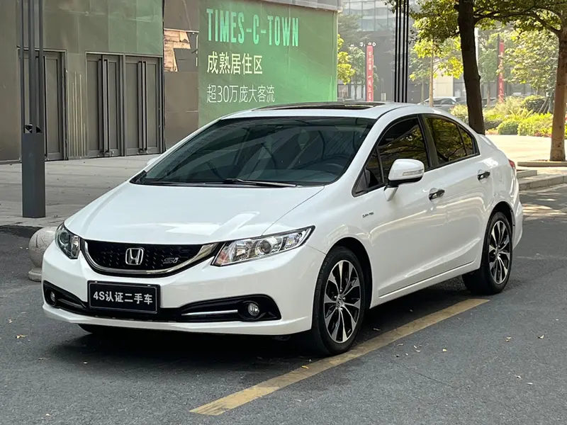 Honda Civic — фото 1