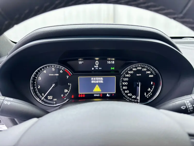 Cadillac CT4 — фото 11
