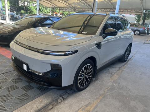 Leapmotor B10