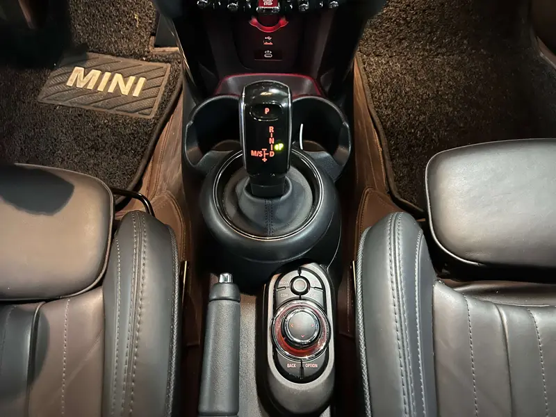 MINI Hatch — фото 10