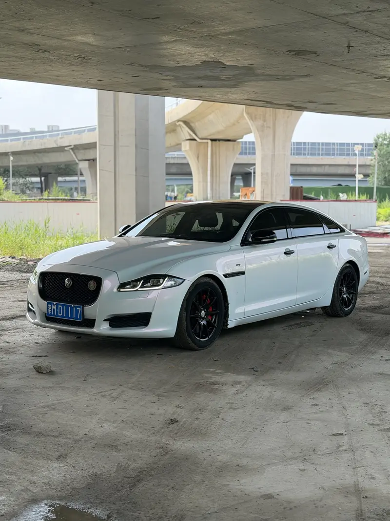 Jaguar XJ XJL 3.0 SC 2 WD