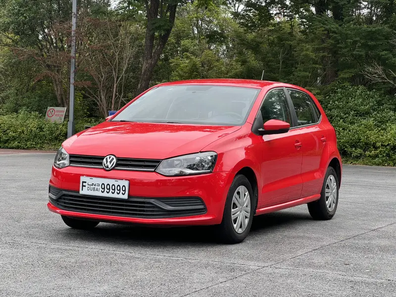 Volkswagen Polo 1.4 L AT
