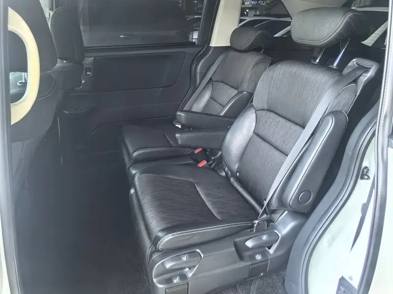Honda Odyssey — фото 11
