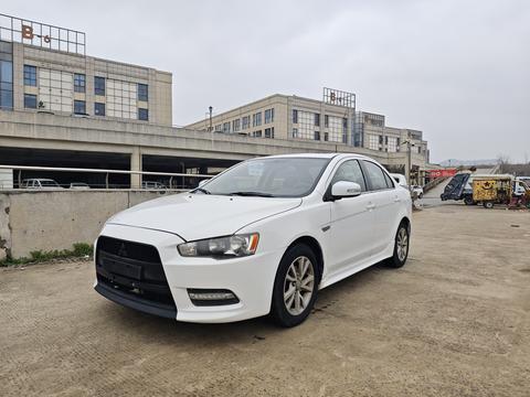 Mitsubishi 2013 1.8L MT Luxury
