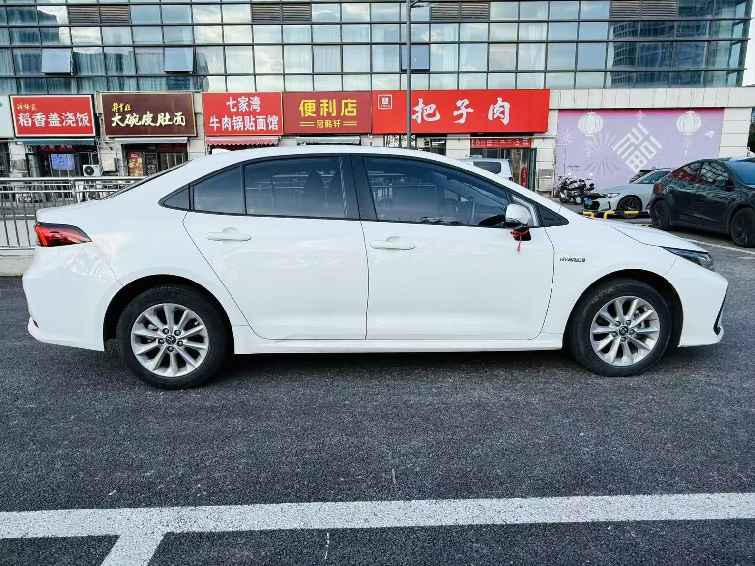 Toyota Corolla 2021 1.8L E-CVT