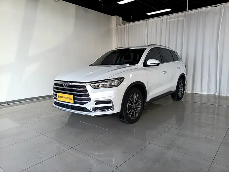BYD Song Pro — фото 1