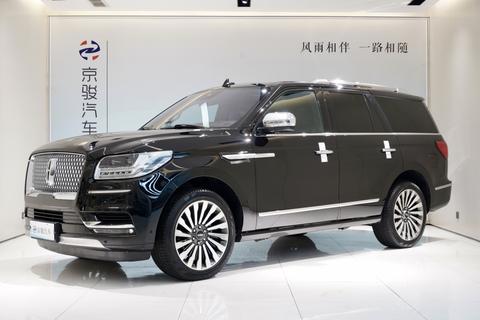Lincoln Navigator