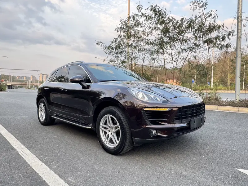 Porsche Macan 2.0 T — фото 3