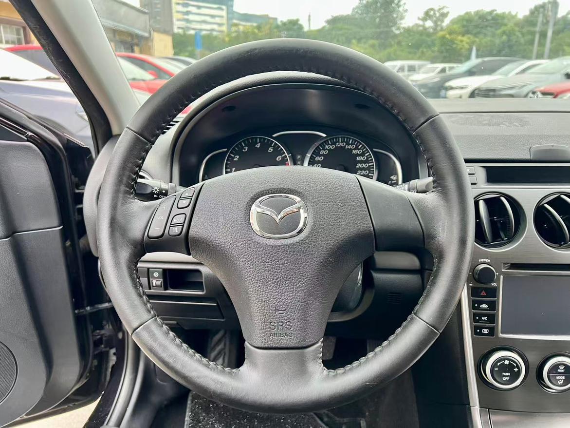 Mazda Mazda6 6 2014 2.0L AT