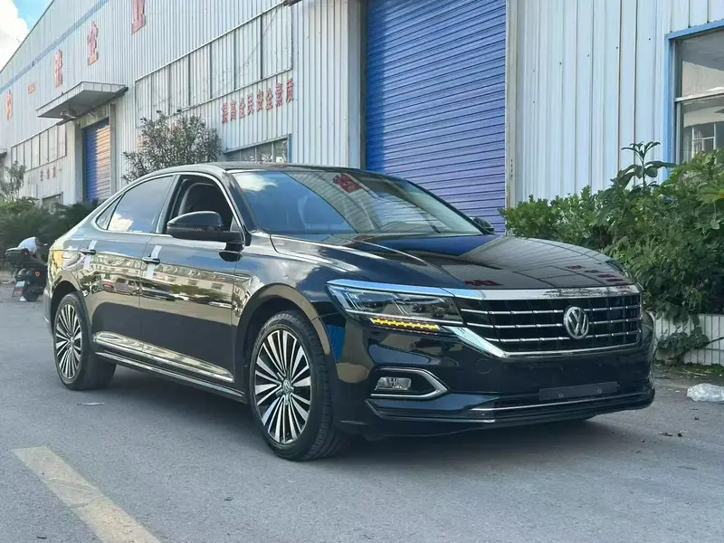 Volkswagen Passat — фото 3