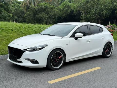 Mazda Mazda3 Axela
