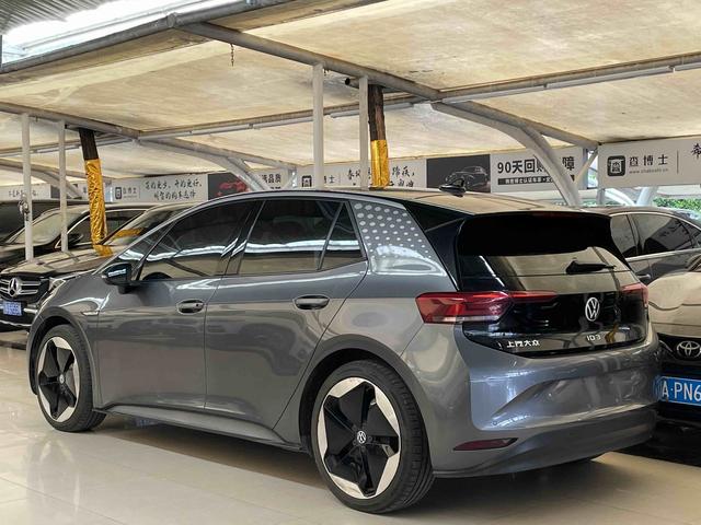 Volkswagen ID.3 2023 Темно-серый из Китая
