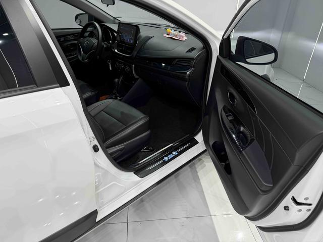 Toyota YARIS L Zhixuan 2022 Белый из Китая, фото 2